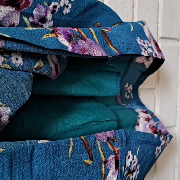 Belongsci Blue Floral Bell Sleeve Lined Dress. Size XL NWT - Picture 3 of 9